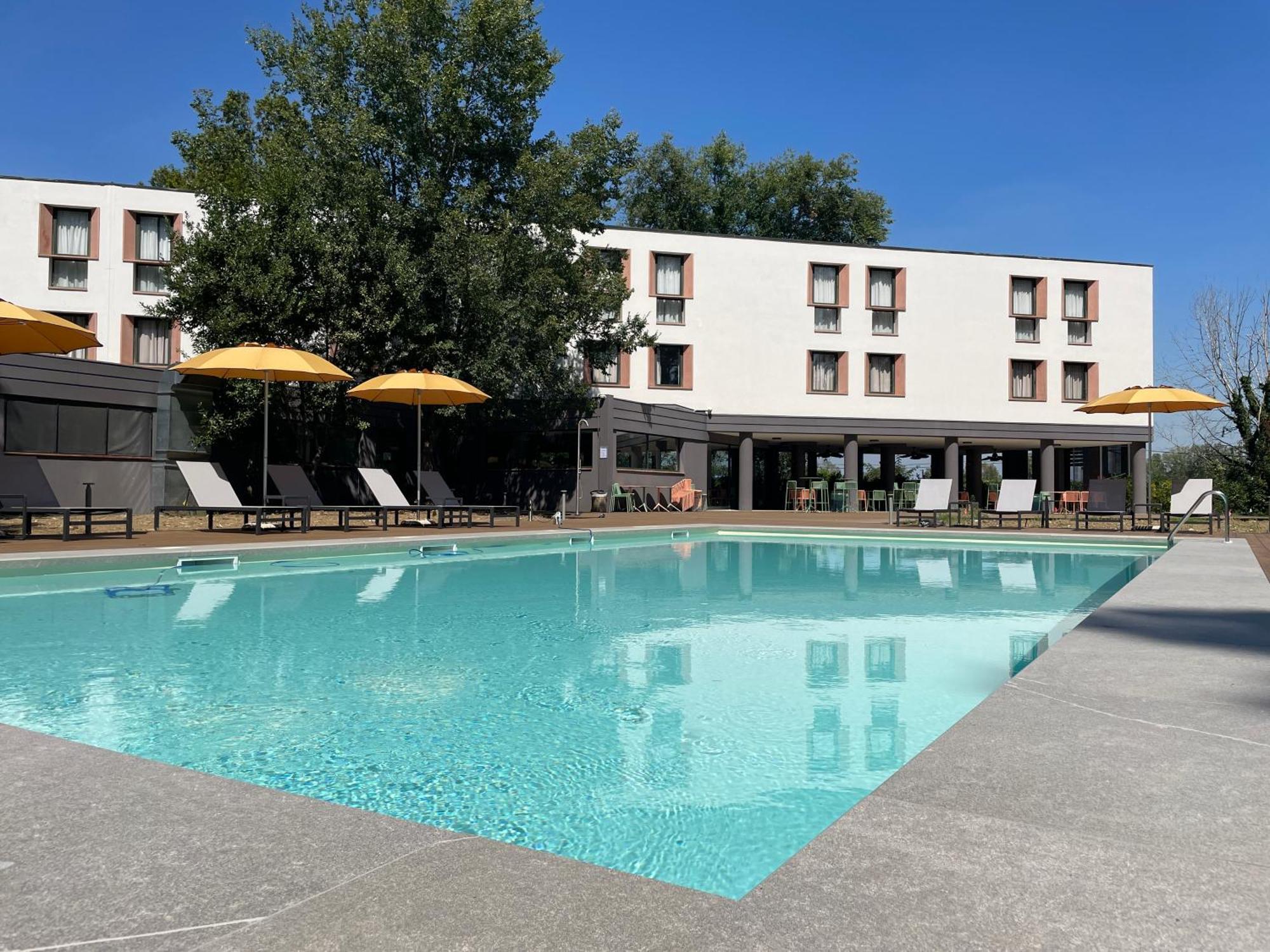 Belstay Milano Linate 4* Peschiera Borromeo